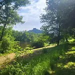 Camping Kempovani S Vyhledem Na Hrady