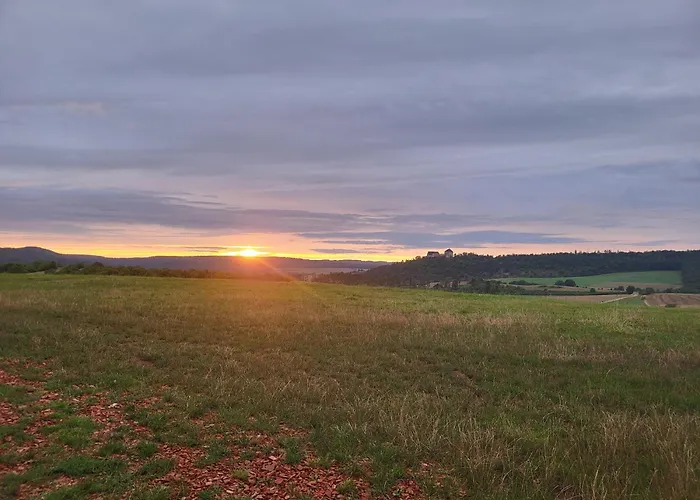Kempovani S Vyhledem Na Hrady Kemping *